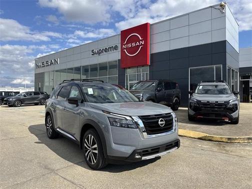 2025 Nissan Pathfinder Platinum
