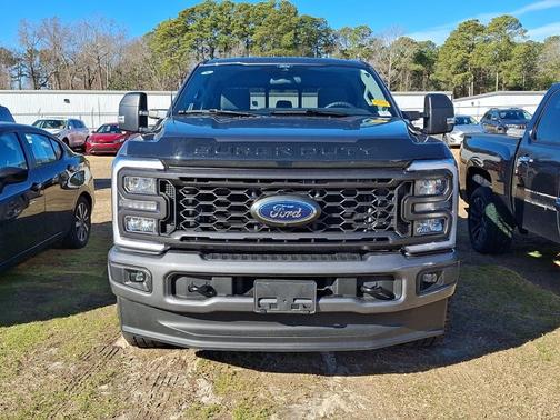 2025 Ford F-250 LARIAT