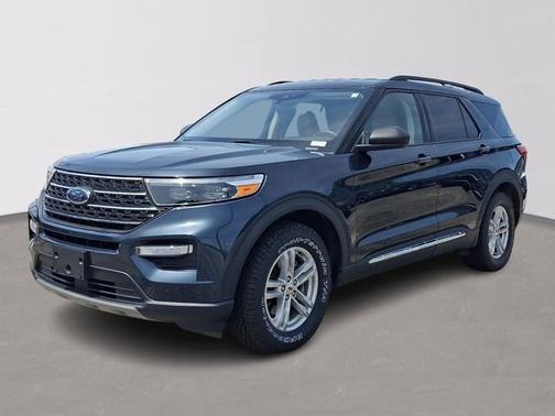 STONE BLUE METALLIC 2022 Ford Explorer XLT