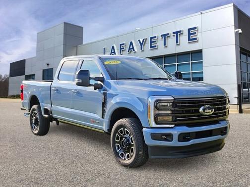2025 Ford F-250 PLATINUM