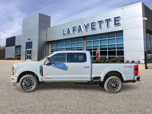 2025 Ford F-250 PLATINUM
