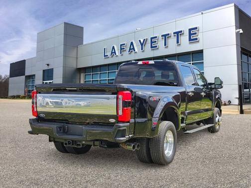 2024 Ford F-350 PLATINUM