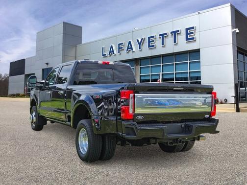 2024 Ford F-350 PLATINUM