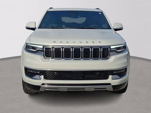 Luxury White Pearlcoat 2022 Jeep Wagoneer SERIES III