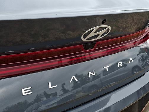 Gray 2025 Hyundai ELANTRA SEL CONVENIENCE