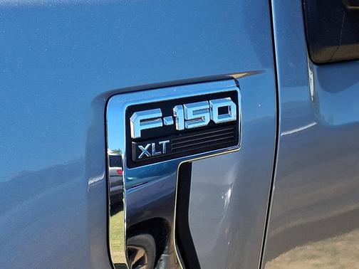 ICONIC SILVER METALLIC 2025 Ford F-150 XLT