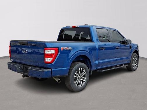 ATLAS BLUE METALLIC 2023 Ford F-150 XL