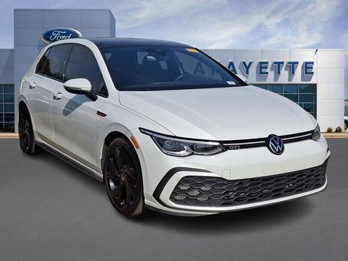 Oryx White Pearl Effect 2022 Volkswagen Golf GTI 2.0T SE