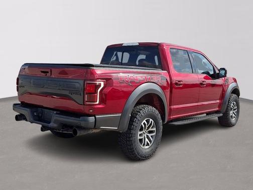 RUBY RED METALLIC TINTED CC 2018 Ford F-150 RAPTOR