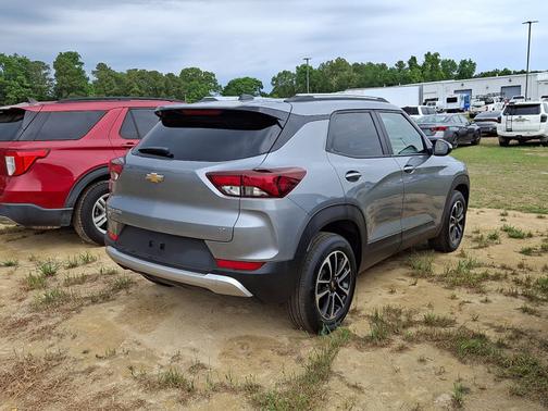 Silver 2025 Chevrolet Trailblazer LT