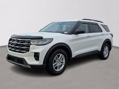 STAR WHITE MET TRI-COAT 2026 Ford Explorer ACTIVE