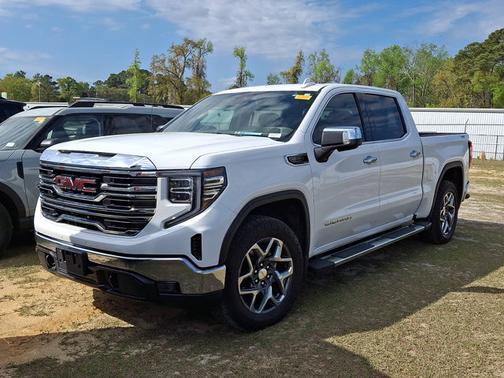 Summit White 2023 GMC Sierra 1500 SLT