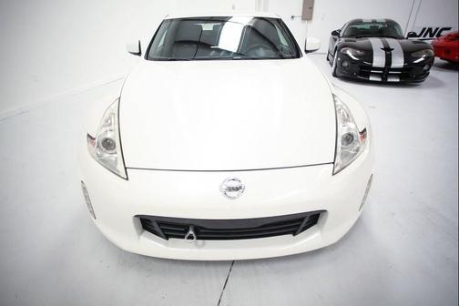2011 Nissan 370Z Base