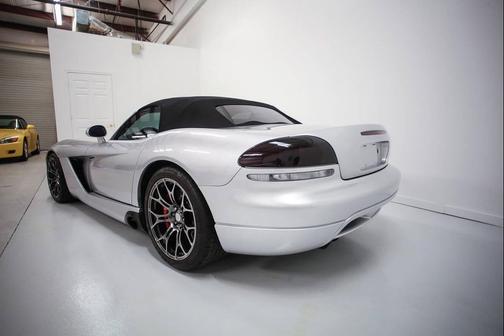 Viper Bright Silver Metallic Clearcoat 2003 Dodge Viper SRT10