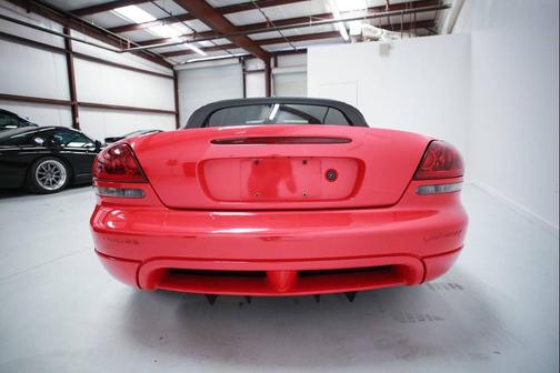 2003 Dodge Viper SRT10