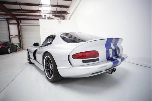 Viper Bright Silver Metallic 1999 Dodge Viper GTS 2dr Coupe
