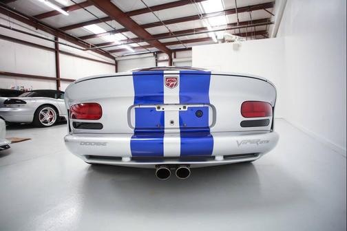 Viper Bright Silver Metallic 1999 Dodge Viper GTS 2dr Coupe