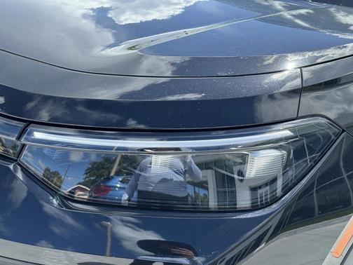 2025 Volkswagen Tiguan 2.0T SE 4MOTION