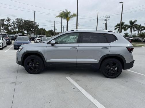 2025 Volkswagen Taos 1.5T SEL