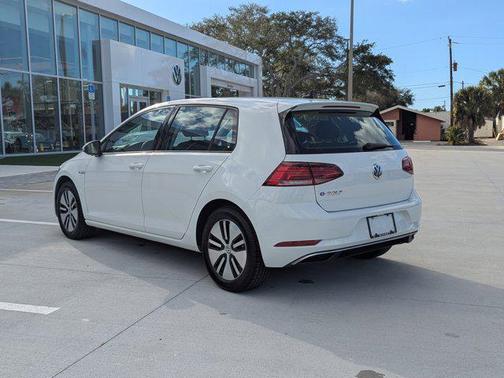 2019 Volkswagen e-Golf SE