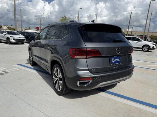 2023 Volkswagen Taos 1.5T SE