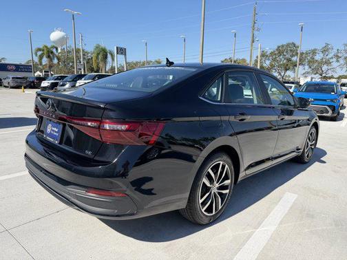 2025 Volkswagen Jetta 1.5T SE