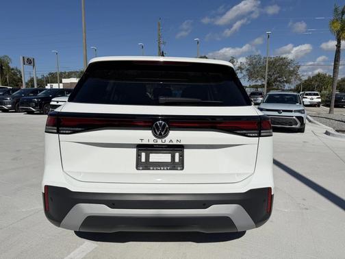 2025 Volkswagen Tiguan 2.0T S