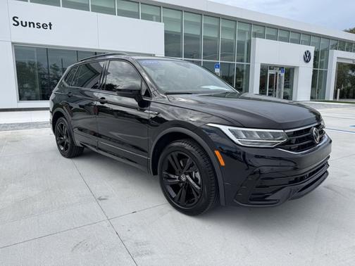 2024 Volkswagen Tiguan 2.0T SE R-Line Black