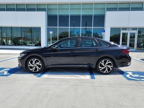 2025 Volkswagen Jetta 1.5T SEL