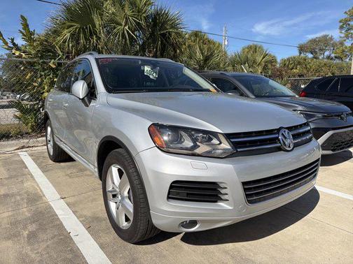 2012 Volkswagen Touareg VR6 Lux
