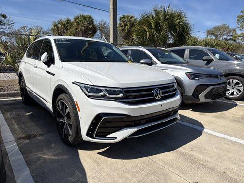 2024 Volkswagen Tiguan 2.0T SEL R-Line 4MOTION