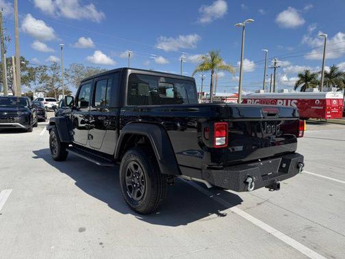 2023 Jeep Gladiator Sport