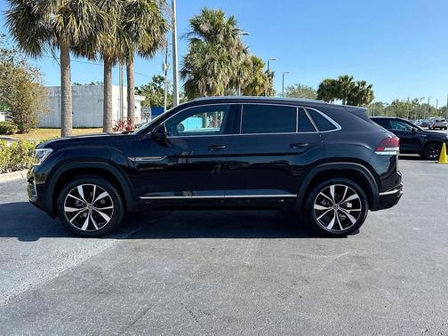 2025 Volkswagen Atlas Cross Sport 2.0T SEL Premium