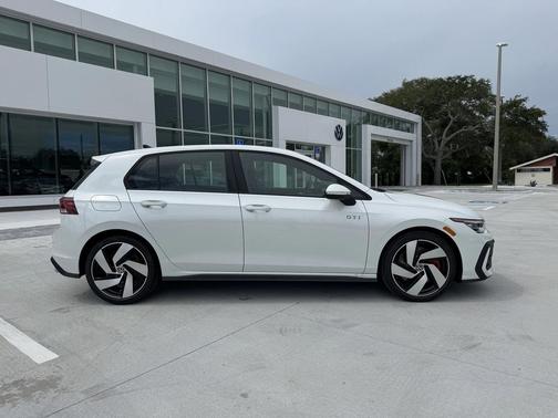 2025 Volkswagen Golf GTI 2.0T S DSG