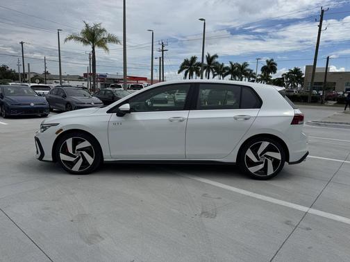 2025 Volkswagen Golf GTI 2.0T S DSG