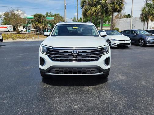 2025 Volkswagen Atlas 2.0T SEL