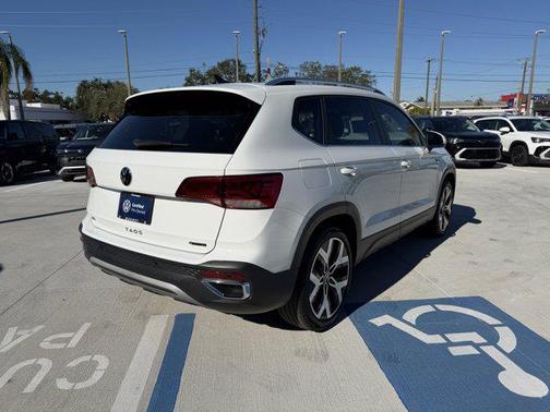 2022 Volkswagen Taos 1.5T SEL
