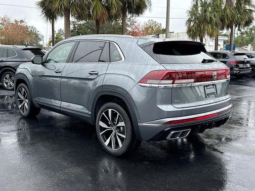 2025 Volkswagen Atlas Cross Sport 2.0T SEL Premium