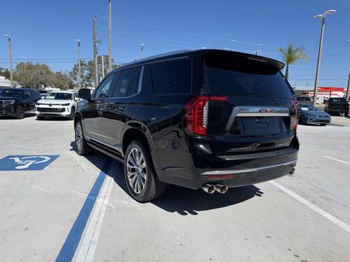 2022 GMC Yukon Denali