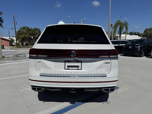 2024 Volkswagen Atlas 2.0T SEL Premium R-Line