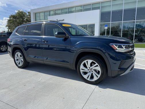 2022 Volkswagen Atlas 3.6L SE w/Technology