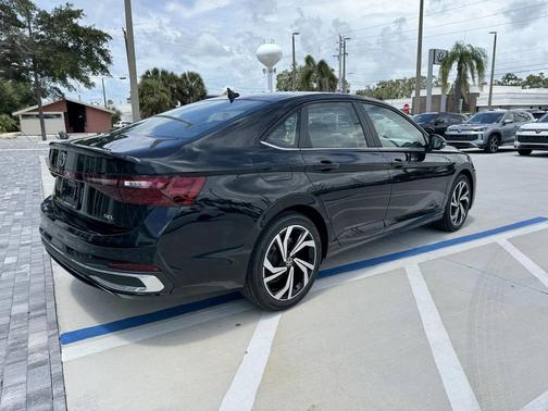 2025 Volkswagen Jetta 1.5T SEL