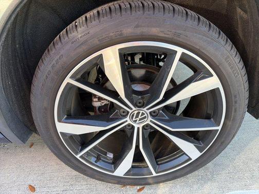2023 Volkswagen Tiguan 2.0T SEL R-Line 4MOTION