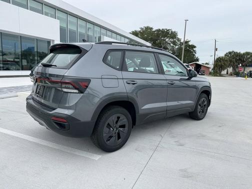 2025 Volkswagen Taos 1.5T S