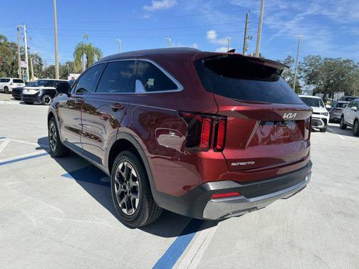 2024 Kia Sorento S