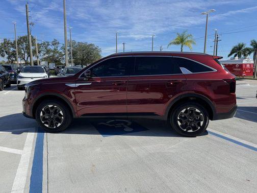 2024 Kia Sorento S