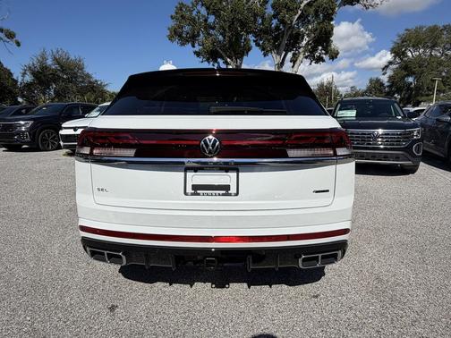 2026 Volkswagen Atlas Cross Sport 2.0T SEL Premium