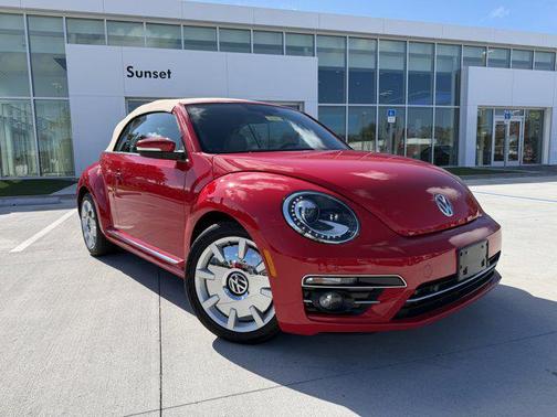 2019 Volkswagen Beetle 2.0T SE