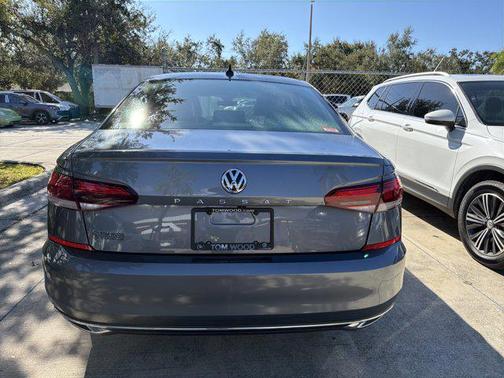 2020 Volkswagen Passat 2.0T SE