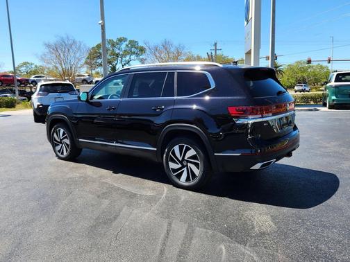 2025 Volkswagen Atlas 2.0T SEL